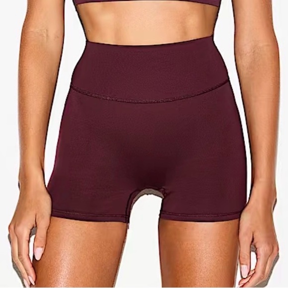 NWOT NikeSKIMS matte shorts 5” - Picture 1 of 6